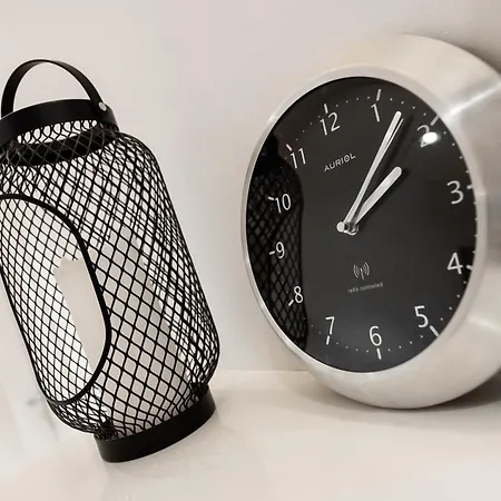 Solec Cristal By Bookinghost